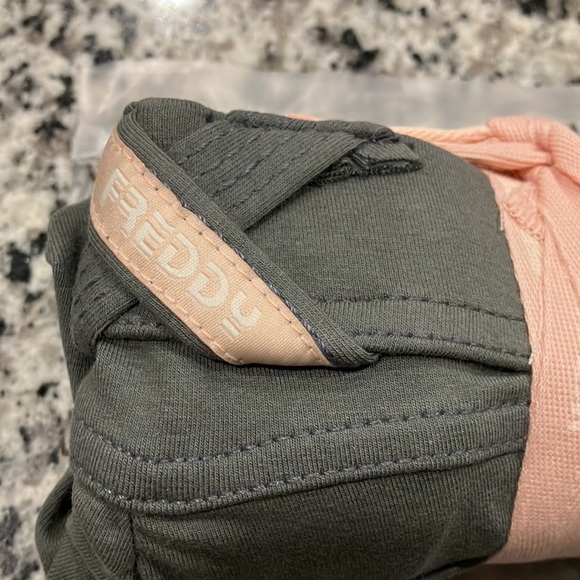 NWT XXS Freddy dark grey 7/8 push up WR. UP sold out low rise - Picture 2 of 9